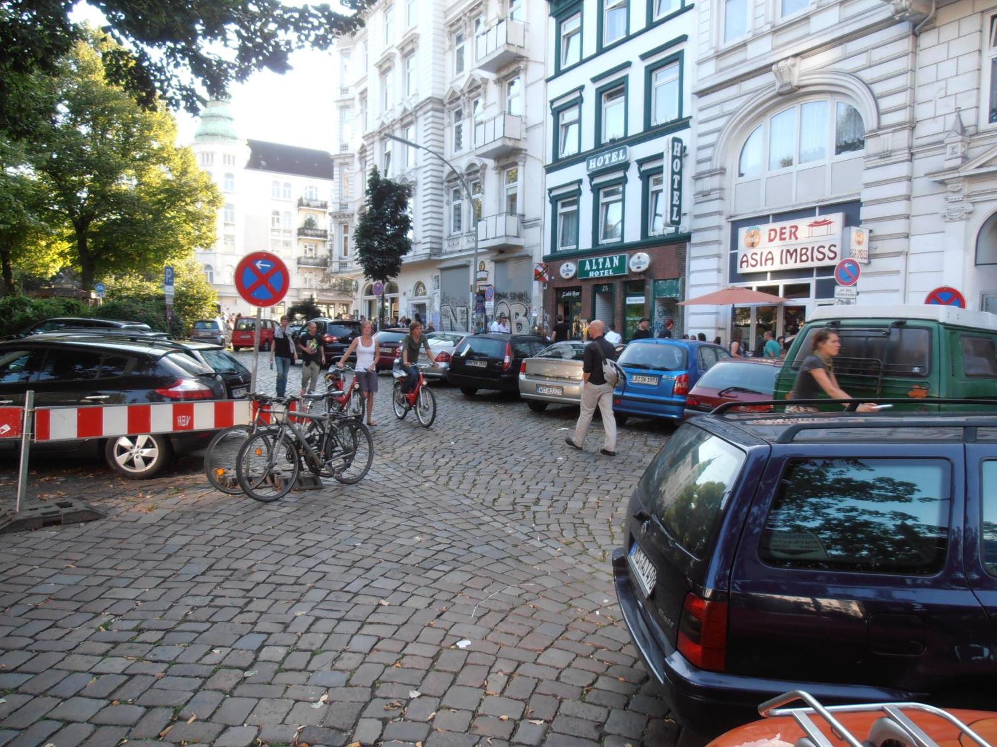 Altan Hotel Hamburg Bagian luar foto