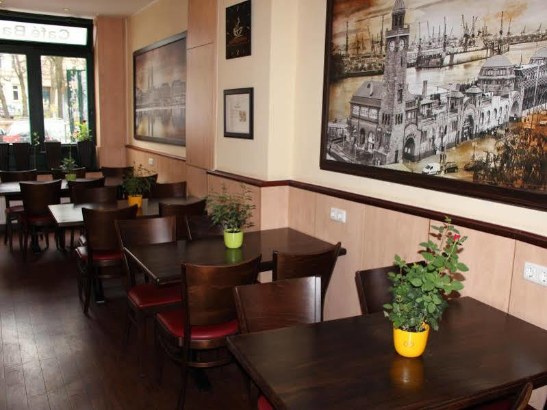 Altan Hotel Hamburg Bagian luar foto