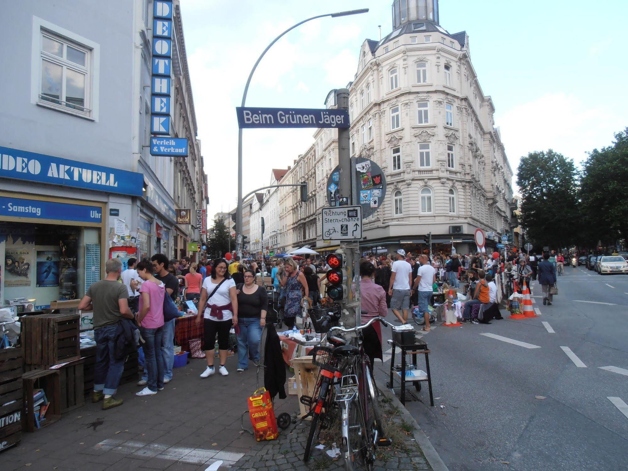 Altan Hotel Hamburg Bagian luar foto
