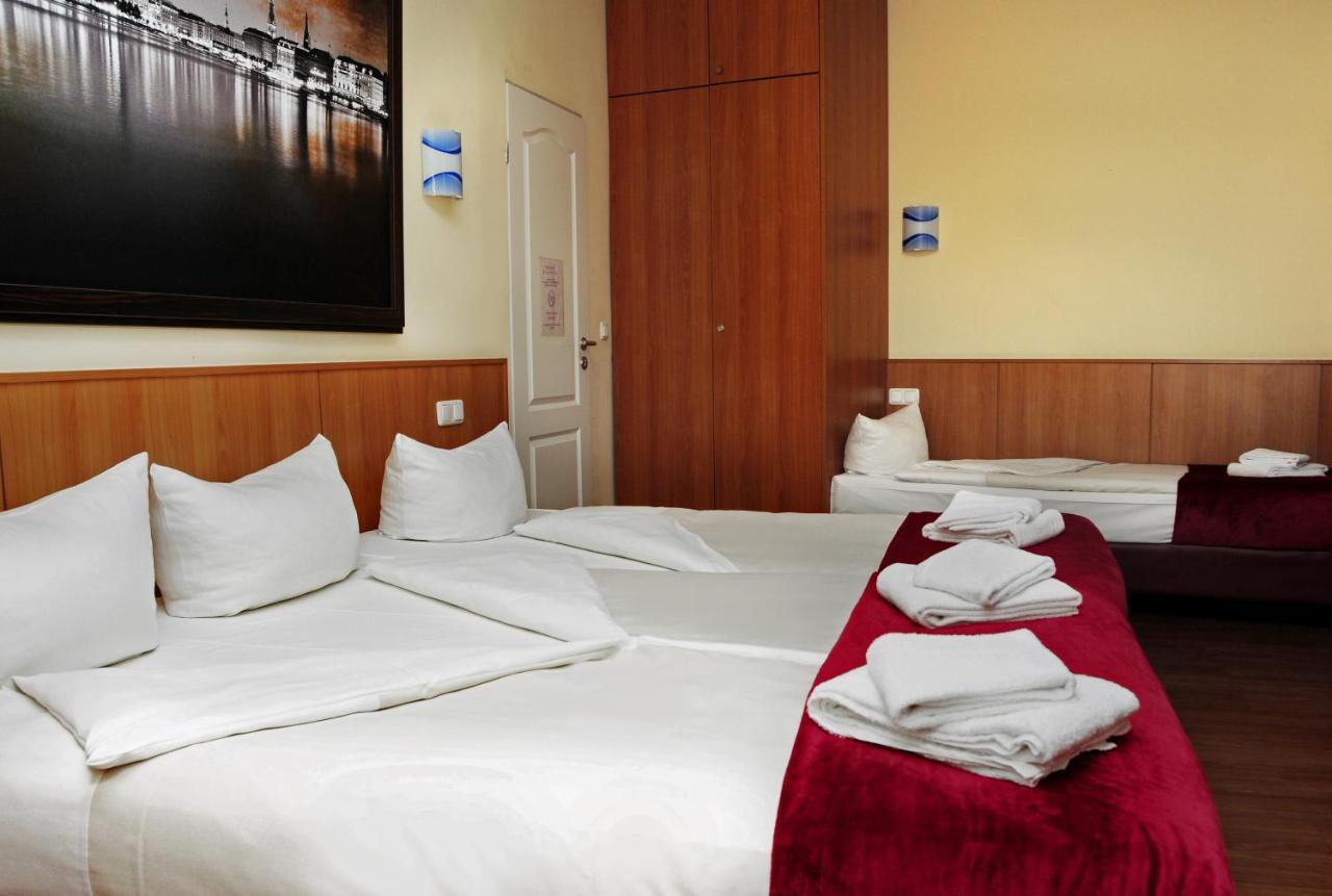 Altan Hotel Hamburg Bagian luar foto